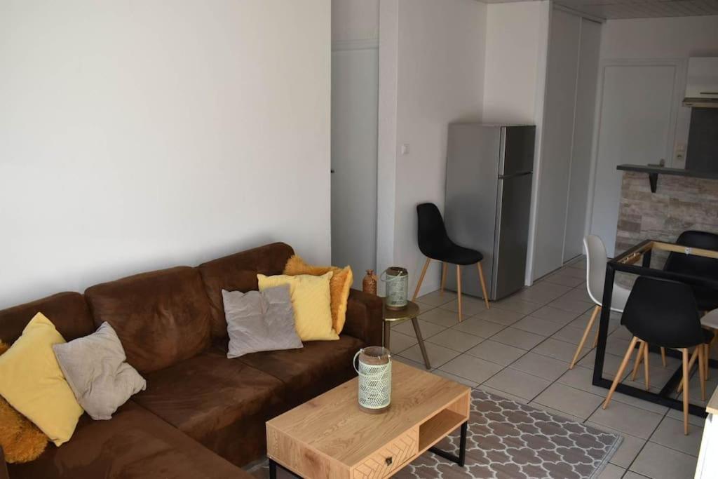 Appartement Cosy Au Calme Aureilhan  ภายนอก รูปภาพ